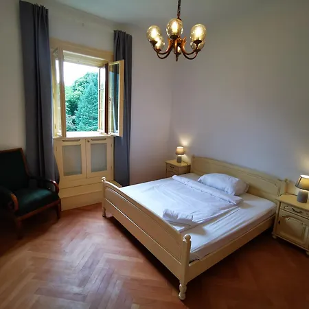 Herrnhof Apartment