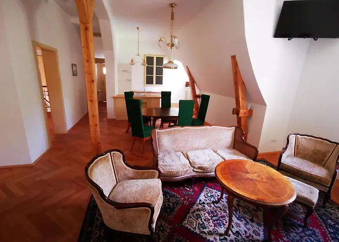 Herrnhof Apartment *